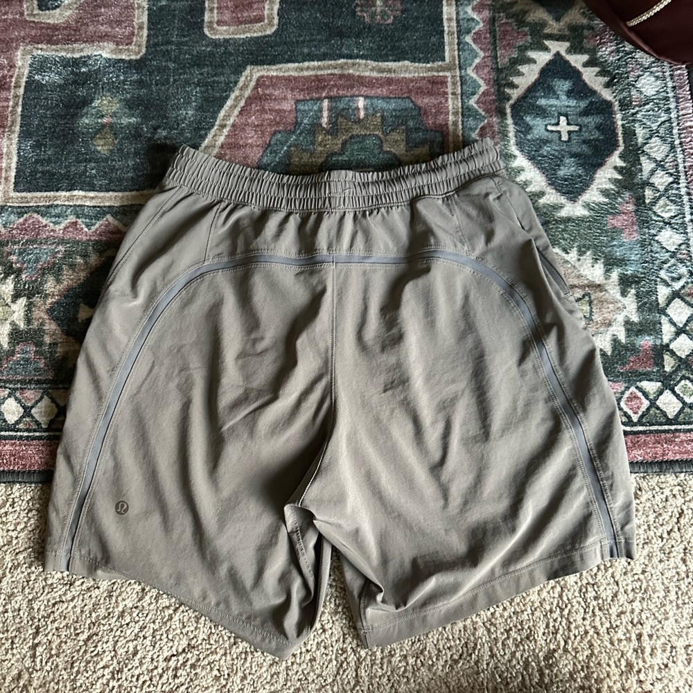 Lululemon Lined Pace Breakers 7inch